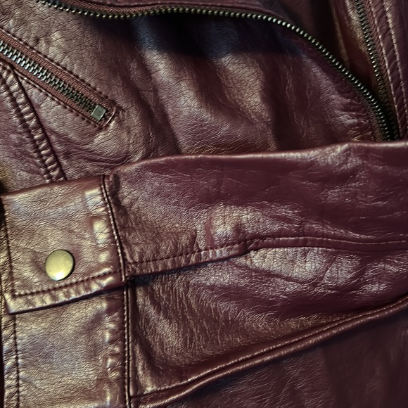 3/$20 Just Fab Faux Learher Jacket Purple Plum Size Small S - Picture 4 of 6